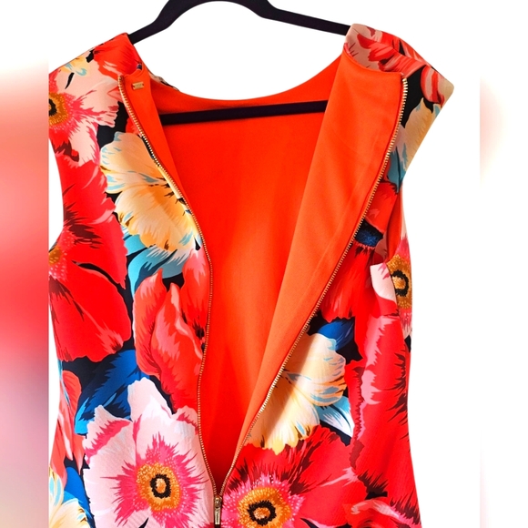 T Tahari Vibrant Red Floral Sheath Dress, Size 10 - Picture 8 of 12